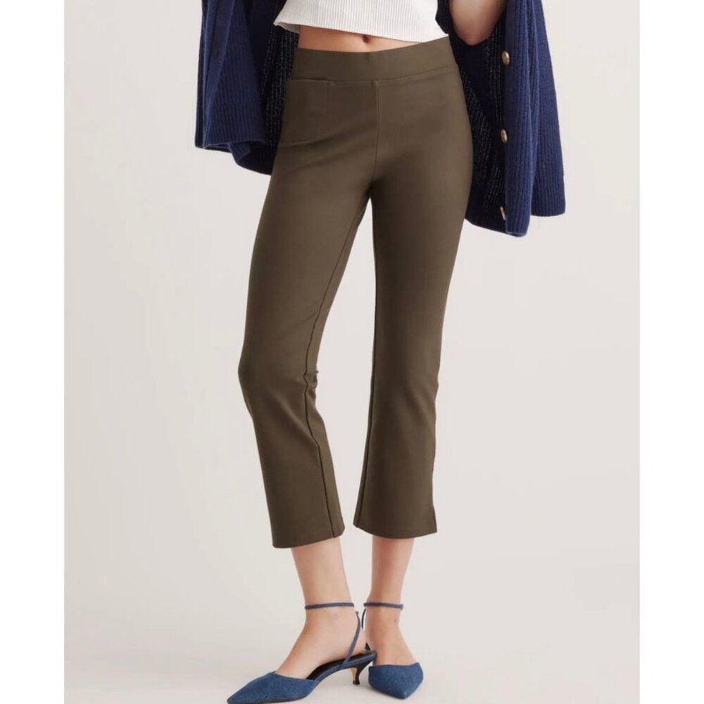 QUINCE Women's EUC Ultra-Stretch Ponte Kick Flare Ankle Pant Olive | Size M